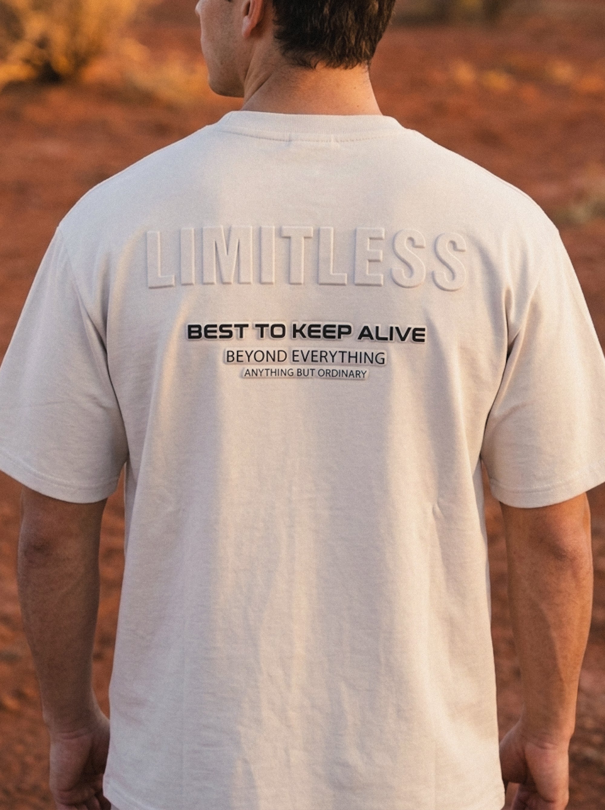 LIMITLESS TEE