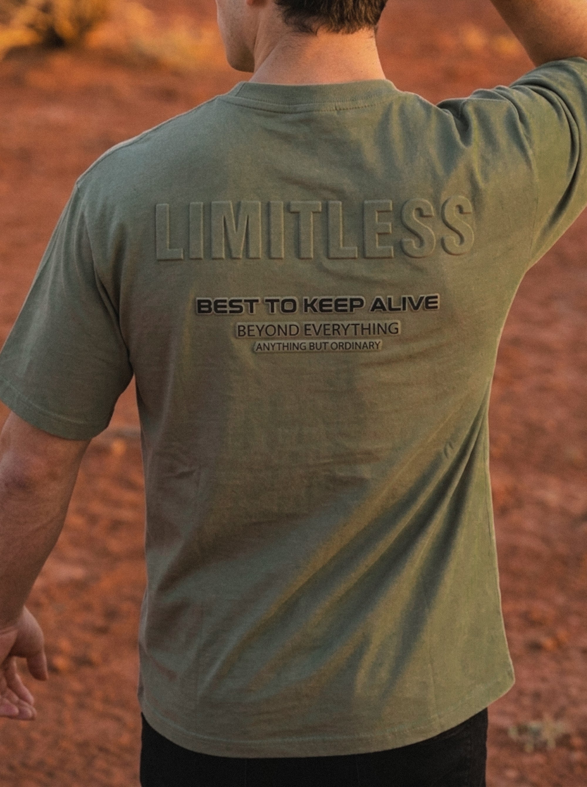 LIMITLESS TEE
